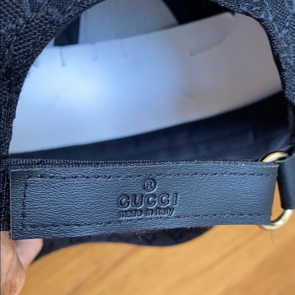 Black designer look cap NWT - Picture 2 of 5